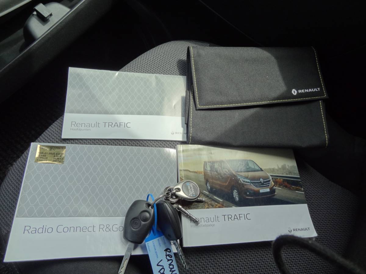 Renault Trafic Renault Trafic 2.0 dCi 120 T27 L1H1 Comfort | NL-AUTO | CRUISE | TREKHAAK |