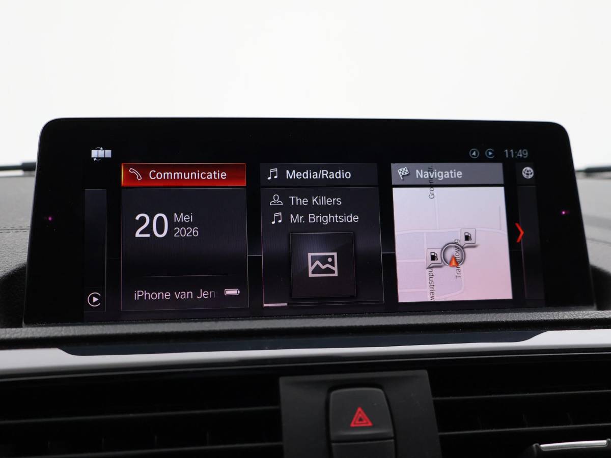 BMW 1 Serie BMW 1-serie 120i 184 PK H.E. LUXURY AUT. + DRAADLOZE CARPLAY | LEDER | STOELVERW. | AFN. TREKHAAK