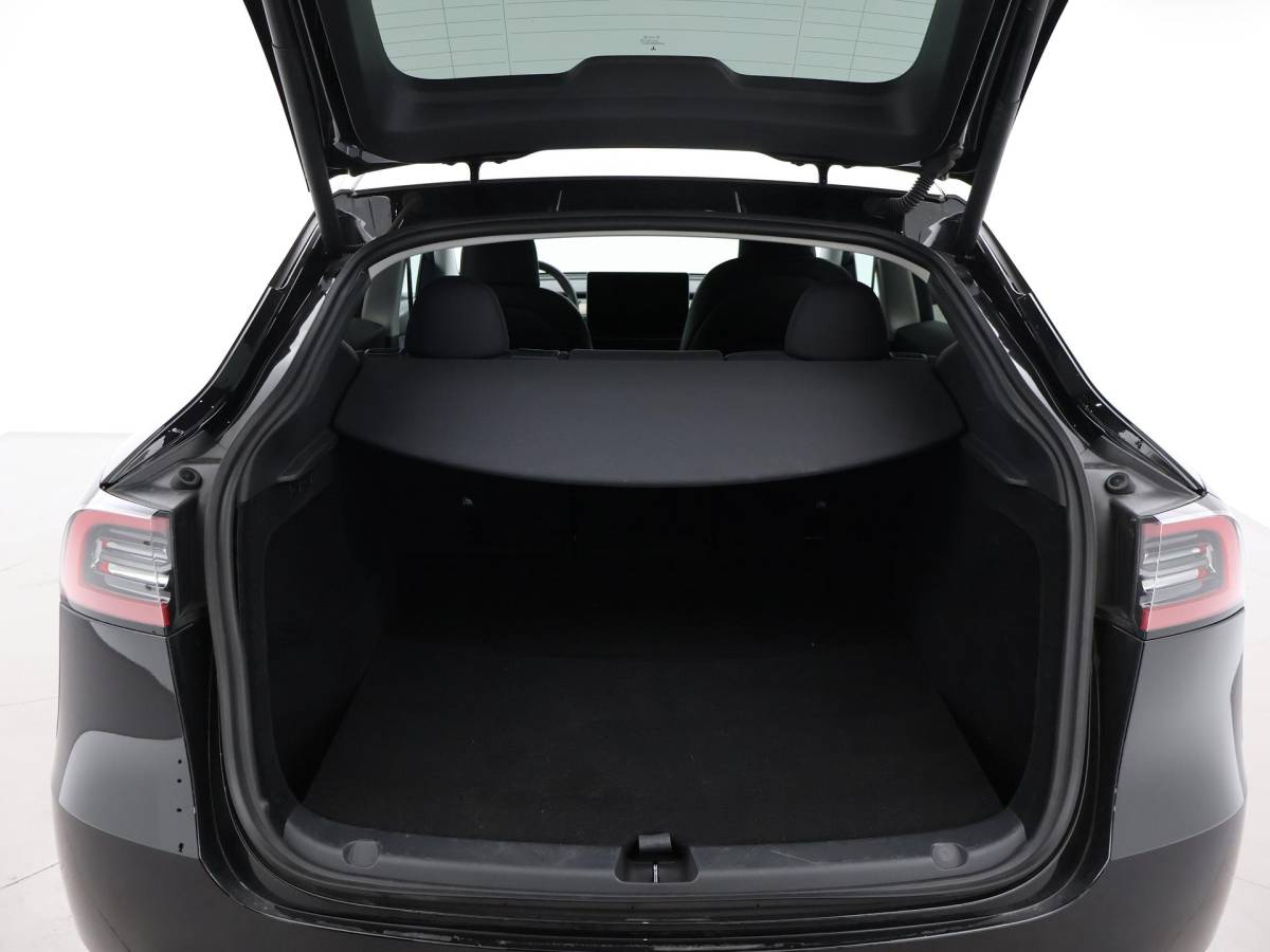 Tesla Model Y Tesla Model Y 534 PK PERFORMANCE SOH 93% + 75 KWH + AUTOPILOT | PANORAMA | 21 INCH