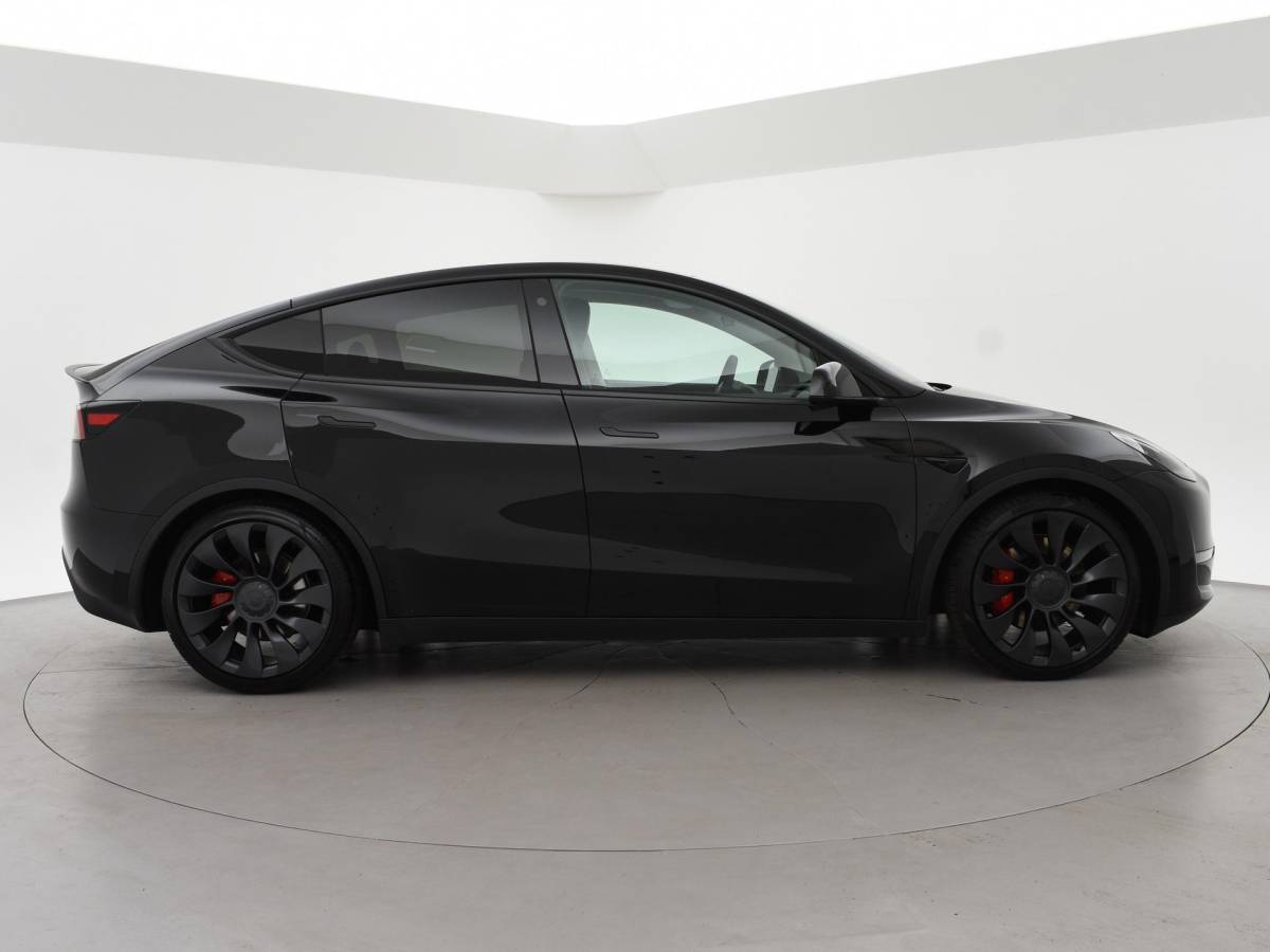 Tesla Model Y Tesla Model Y 534 PK PERFORMANCE SOH 93% + 75 KWH + AUTOPILOT | PANORAMA | 21 INCH