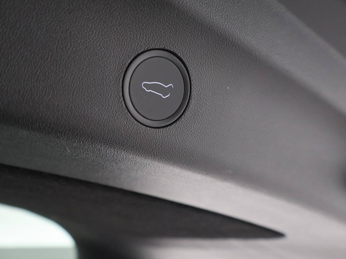 Tesla Model Y Tesla Model Y 534 PK PERFORMANCE SOH 93% + 75 KWH + AUTOPILOT | PANORAMA | 21 INCH