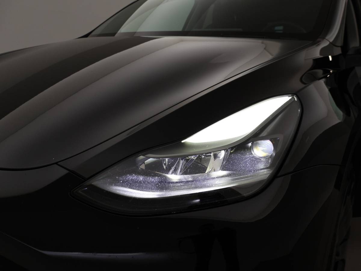 Tesla Model Y Tesla Model Y 534 PK PERFORMANCE SOH 93% + 75 KWH + AUTOPILOT | PANORAMA | 21 INCH