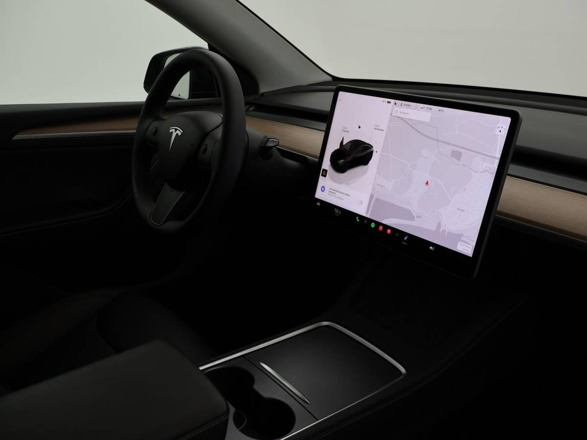 Tesla Model Y Tesla Model Y 534 PK PERFORMANCE SOH 93% + 75 KWH + AUTOPILOT | PANORAMA | 21 INCH