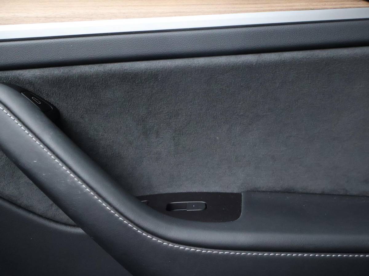 Tesla Model Y Tesla Model Y 534 PK PERFORMANCE SOH 93% + 75 KWH + AUTOPILOT | PANORAMA | 21 INCH