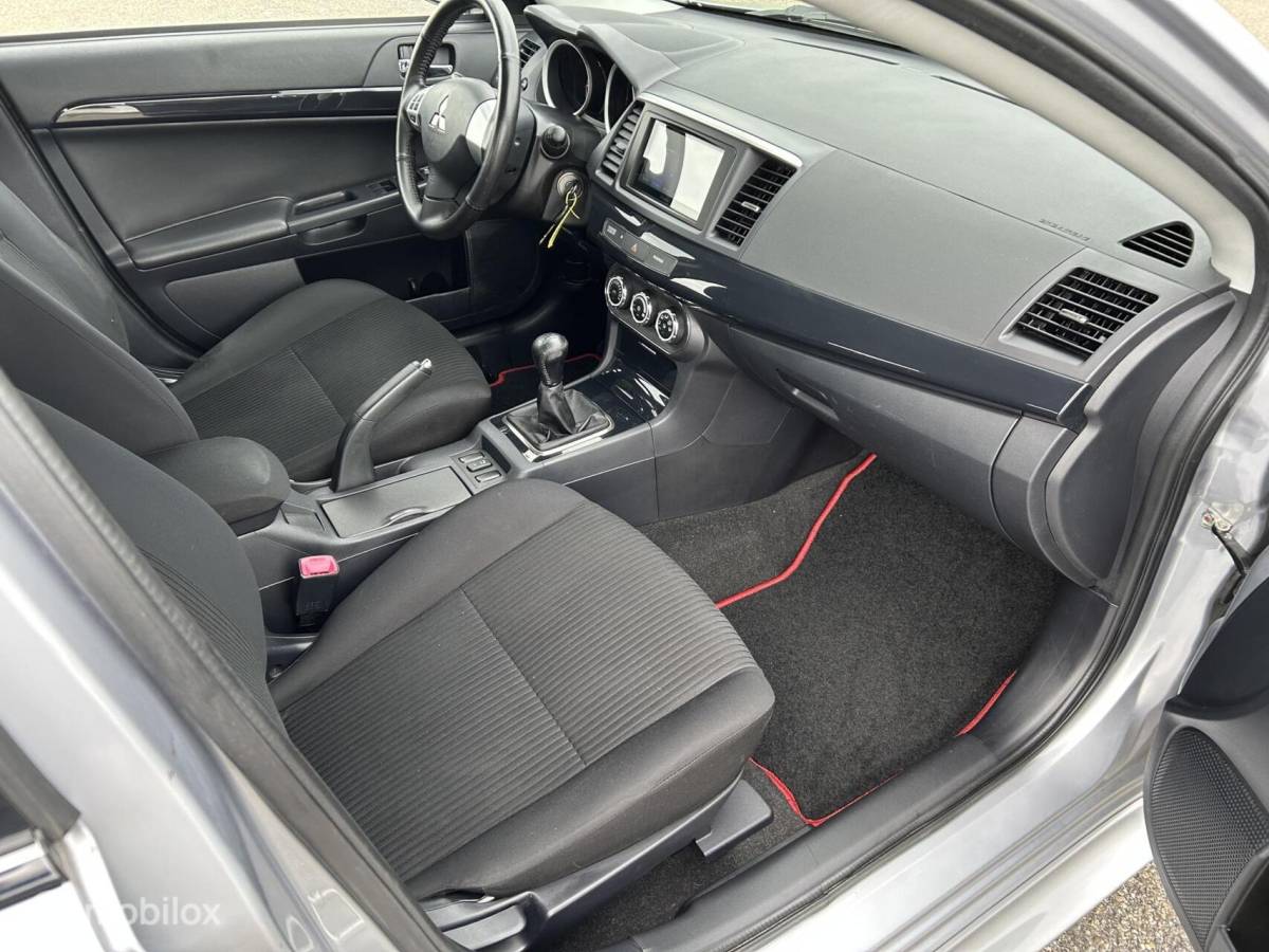 Mitsubishi Lancer Mitsubishi Lancer Sportback 1.6 Limited Edition , Trekhaak
