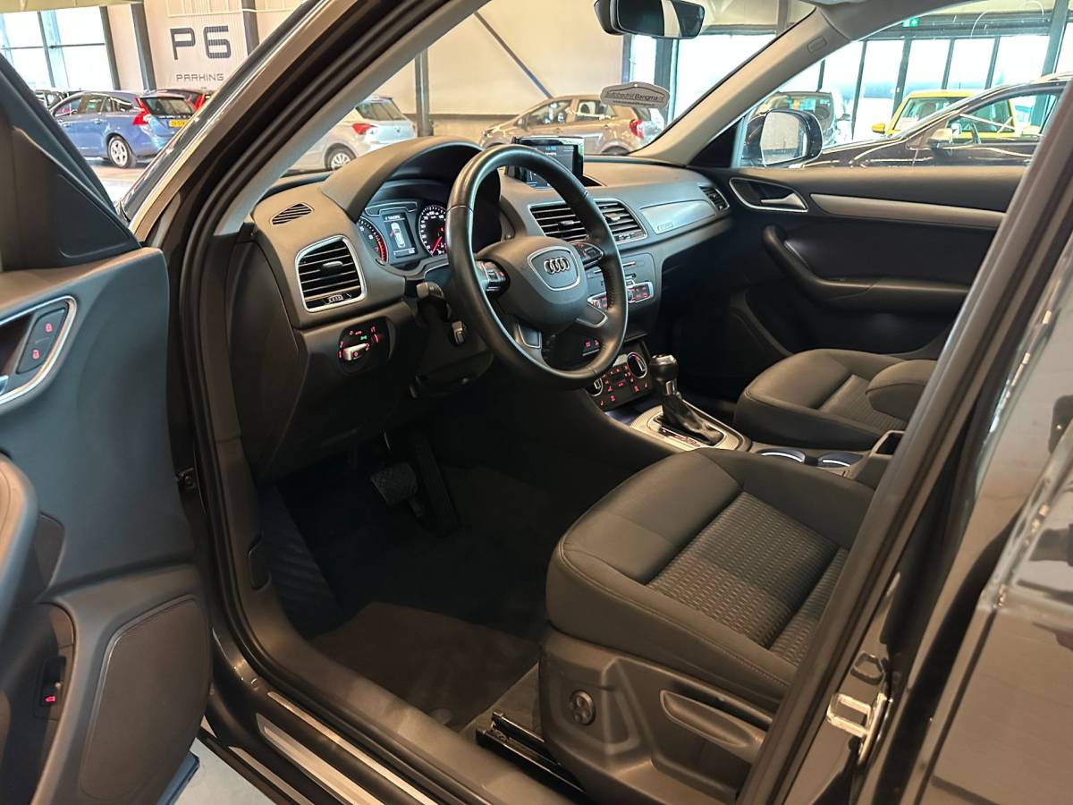 Audi Q3 Audi Q3 2.0 TFSI QUATTRO AUTOMAAT ADVANCE SPORT-uitv|S-LINE|CLIMA AIRCO|CRUISE CONTROL|NAVIGATIE|KEYLESS ENTREE|LM-VELGEN|TREKHAAK