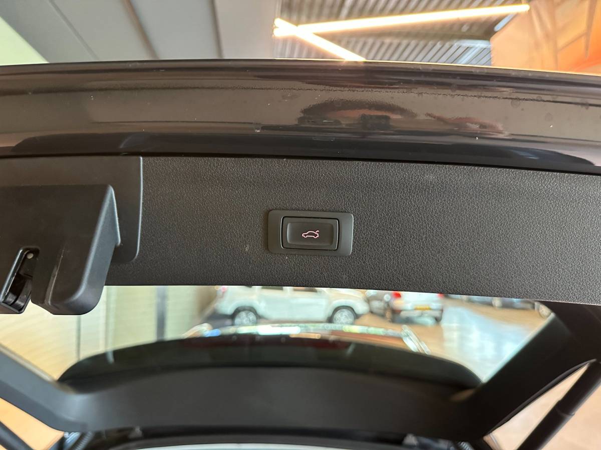 Audi Q3 Audi Q3 2.0 TFSI QUATTRO AUTOMAAT ADVANCE SPORT-uitv|S-LINE|CLIMA AIRCO|CRUISE CONTROL|NAVIGATIE|KEYLESS ENTREE|LM-VELGEN|TREKHAAK