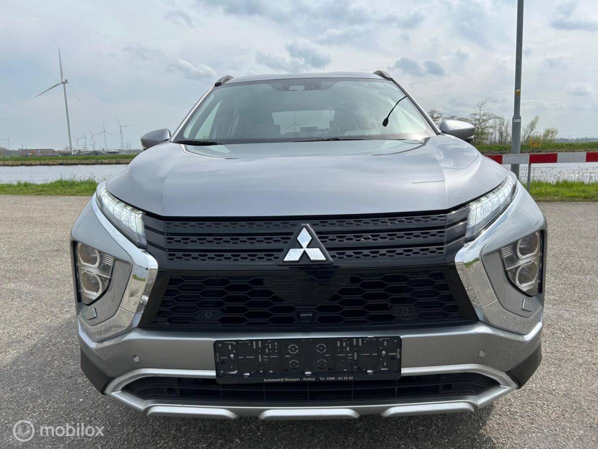 Mitsubishi Eclipse Cross Mitsubishi Eclipse Cross 2.4 PHEV Intense +