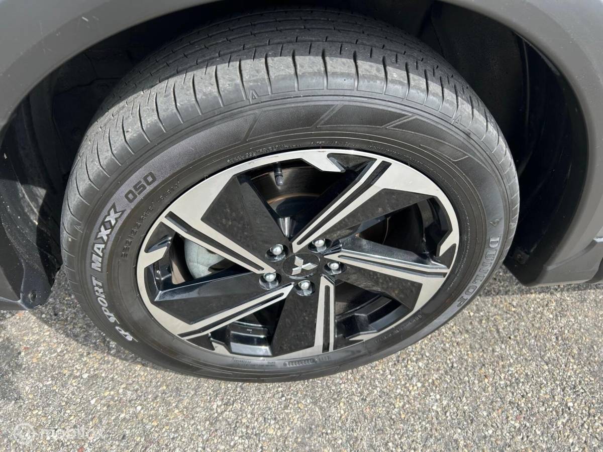 Mitsubishi Eclipse Cross Mitsubishi Eclipse Cross 2.4 PHEV Intense +