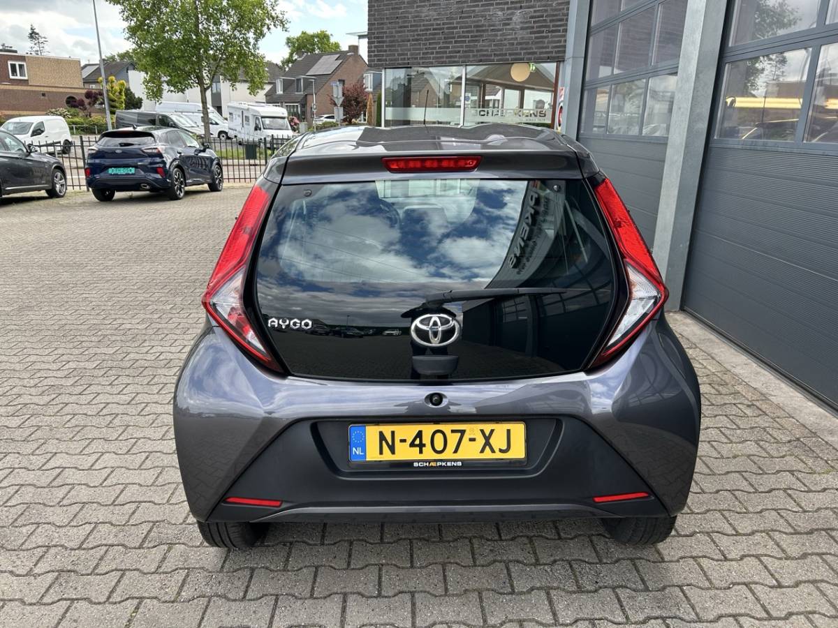 Toyota Aygo TOYOTA Aygo 1.0 VVT-i 72pk 5-drs x-fun