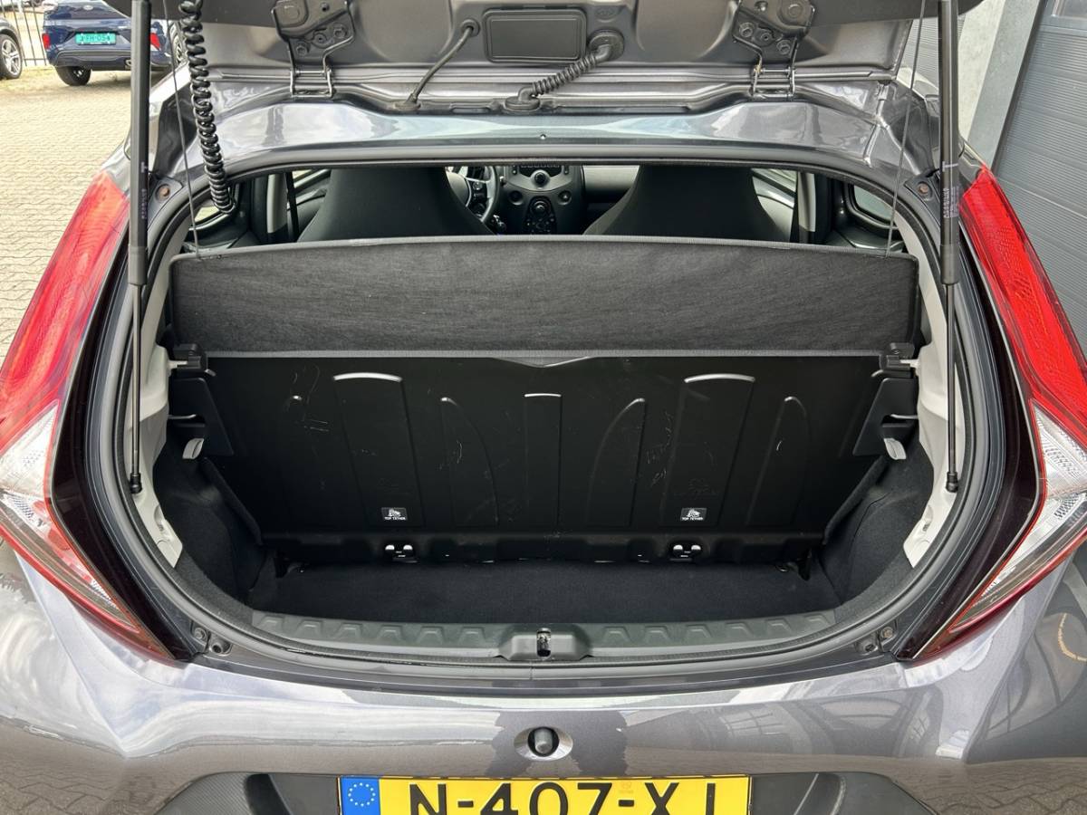 Toyota Aygo TOYOTA Aygo 1.0 VVT-i 72pk 5-drs x-fun