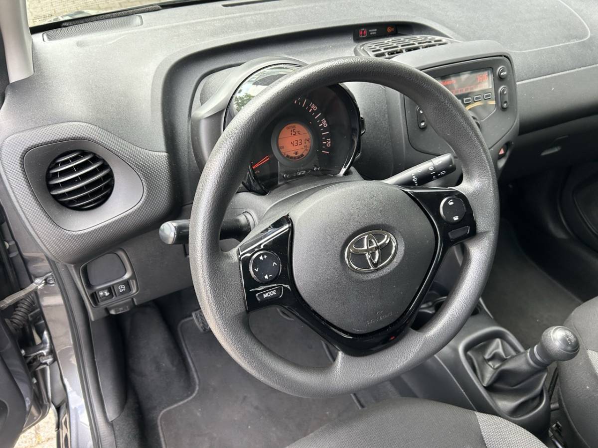Toyota Aygo TOYOTA Aygo 1.0 VVT-i 72pk 5-drs x-fun