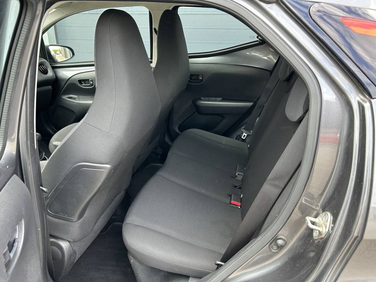 Toyota Aygo TOYOTA Aygo 1.0 VVT-i 72pk 5-drs x-fun