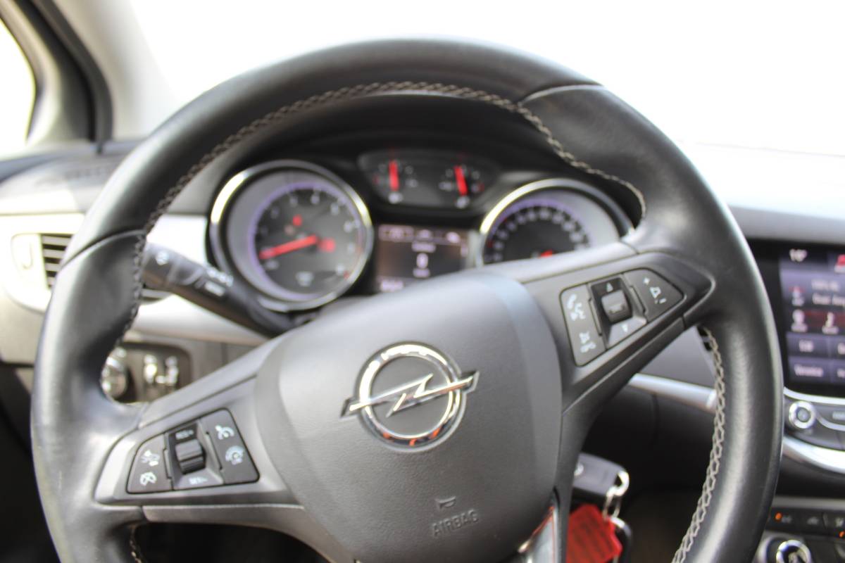 Opel Astra Opel Astra Sports Tourer 1.4 Business+ turbo ,,nap afn trekhaak ,,multimedia