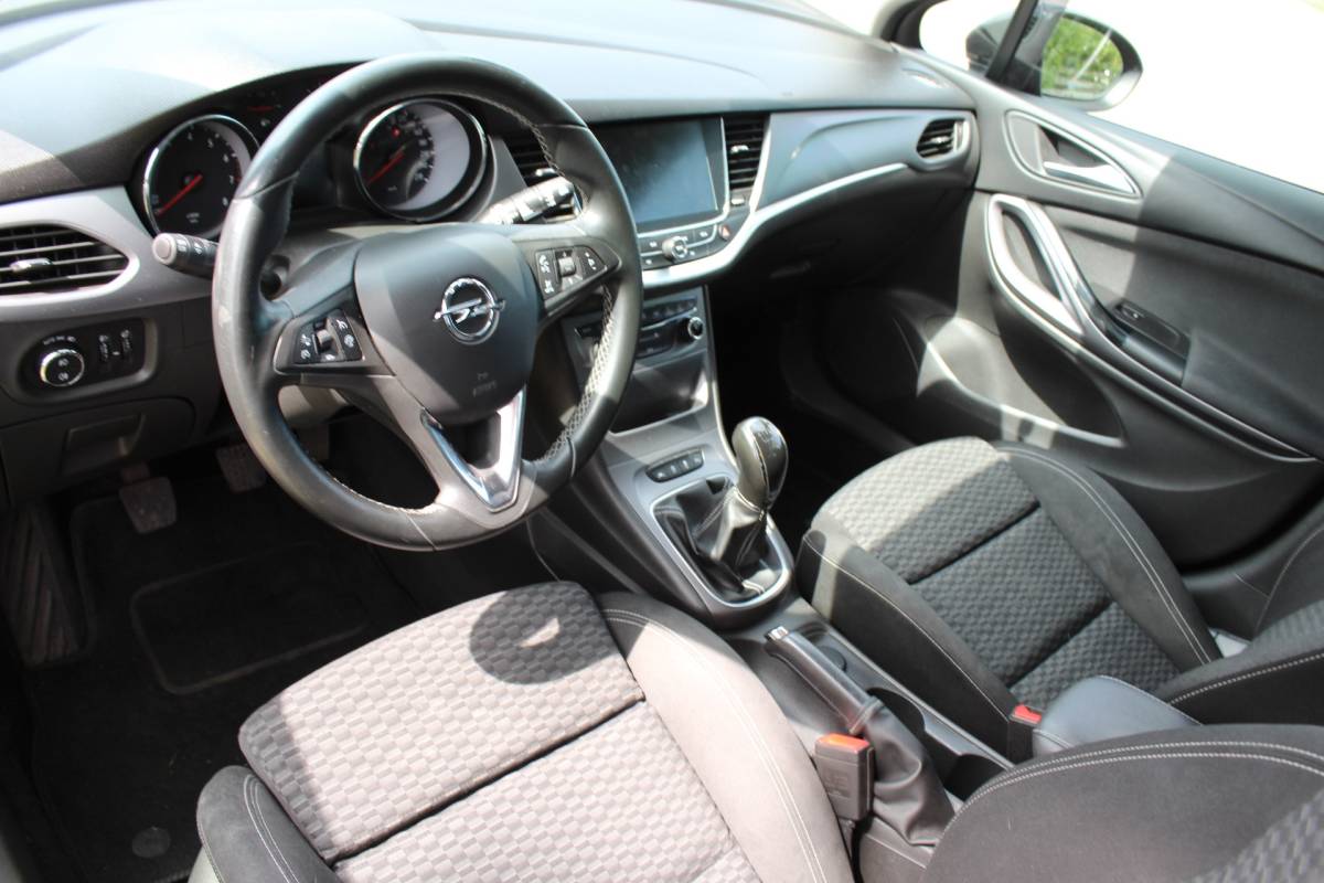 Opel Astra Opel Astra Sports Tourer 1.4 Business+ turbo ,,nap afn trekhaak ,,multimedia