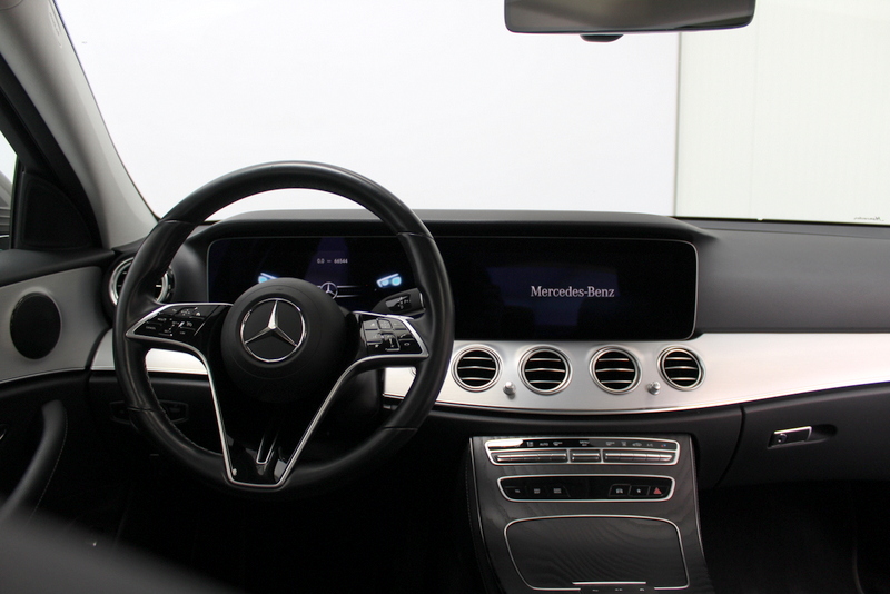 Mercedes-Benz E-Klasse Mercedes-Benz E-klasse 200 Business Solution Avantgarde 198PK, RIJKLAAR | PANORAMADAK | SFEERVERLICHTING | DEELS LEER | STANDKACHEL