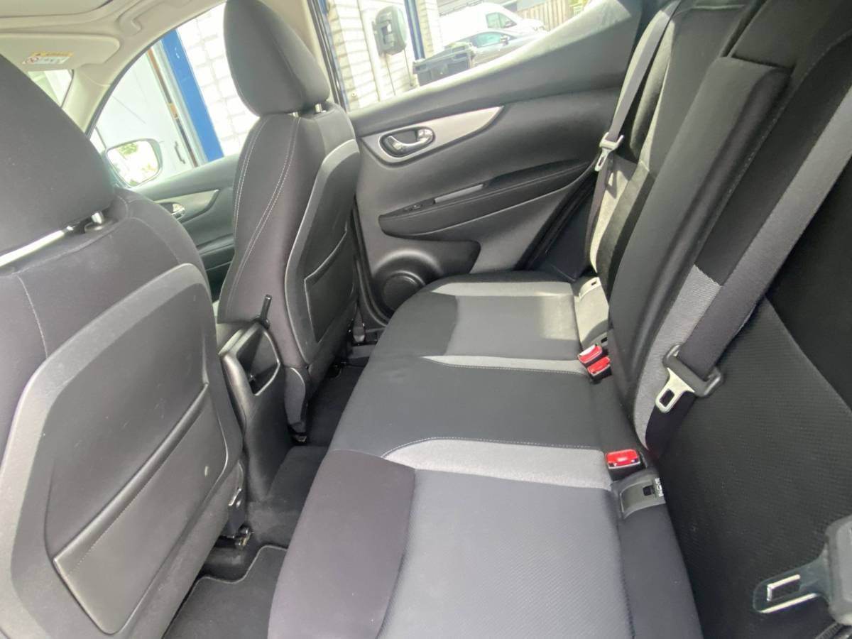 Nissan QASHQAI Nissan Qashqai 1.2 N-Connecta Autom/ Pano/ Cam/ Nav/ 1e Eigenaar/ 100% onderhoud