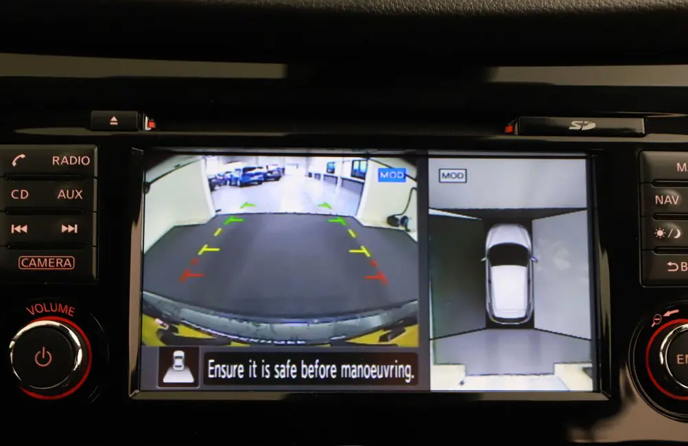 Nissan QASHQAI Nissan Qashqai 1.2 N-Connecta Autom/ Pano/ Cam/ Nav/ 1e Eigenaar/ 100% onderhoud