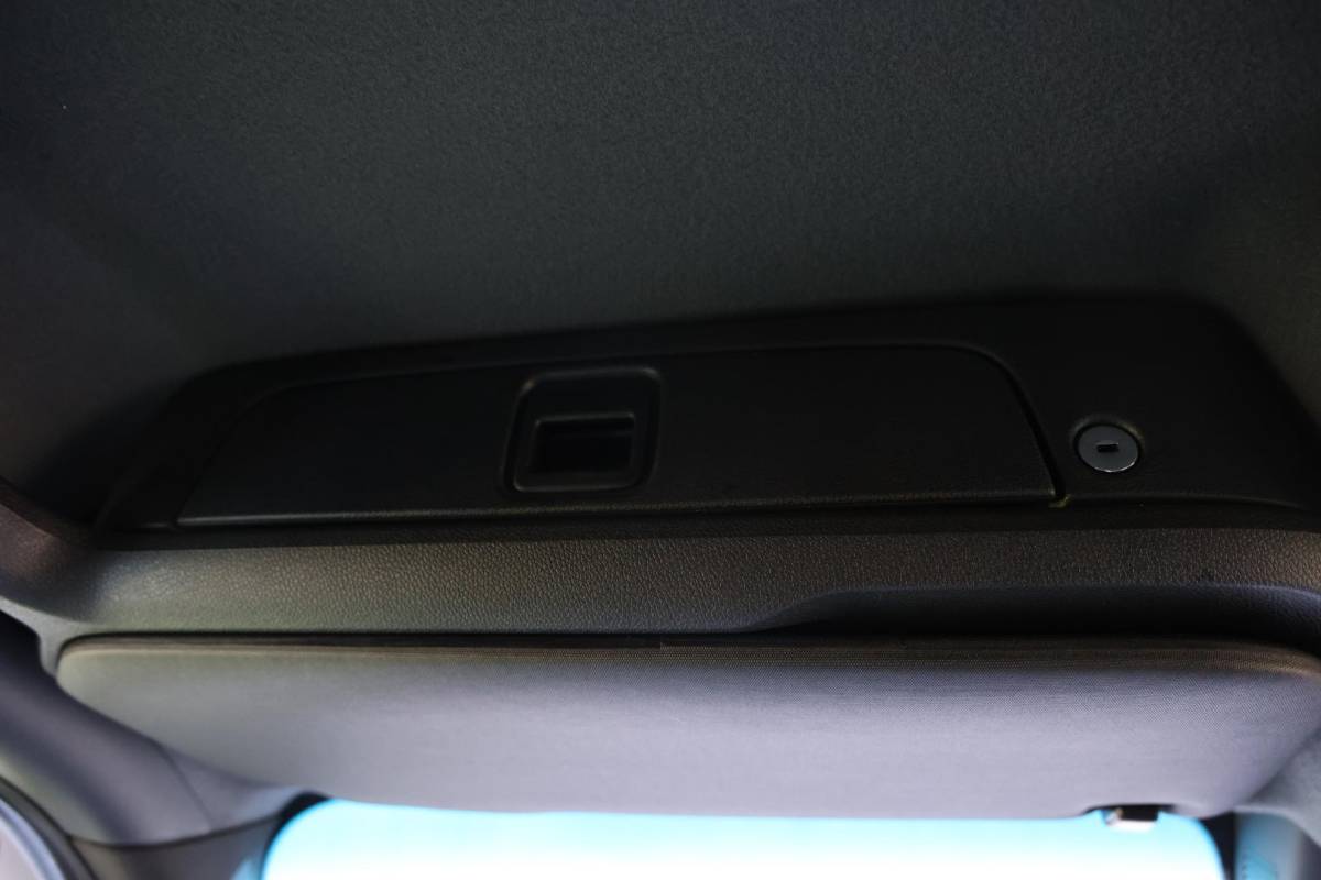Mercedes-Benz Sprinter Mercedes-Benz Sprinter 317 L1H1 170PK 2000KG TREKVERMOGEN