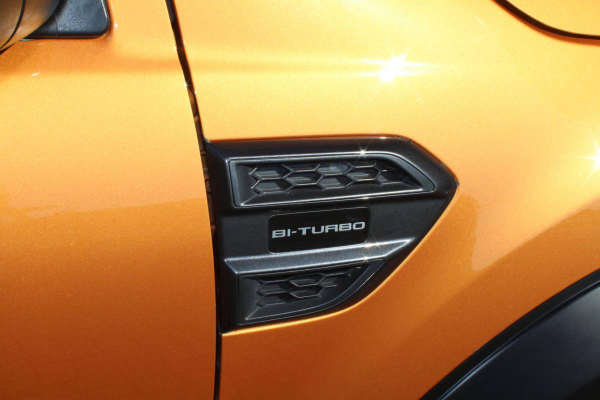 Ford Ranger Ford Ranger 2.0 EcoBlue Wildtrak Supercab 213pk | Navigatie | Adaptive cruise control | Rollertop | Trekhaak