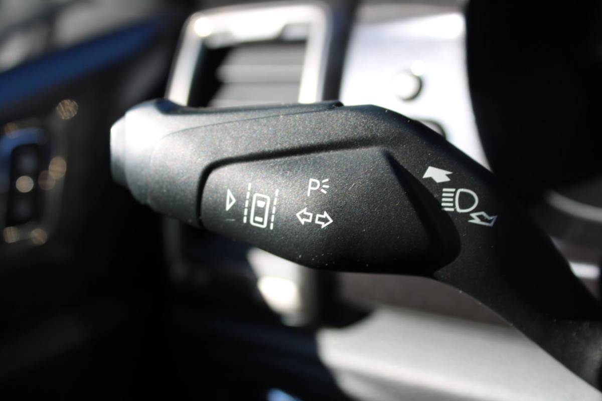 Ford Ranger Ford Ranger 2.0 EcoBlue Wildtrak Supercab 213pk | Navigatie | Adaptive cruise control | Rollertop | Trekhaak