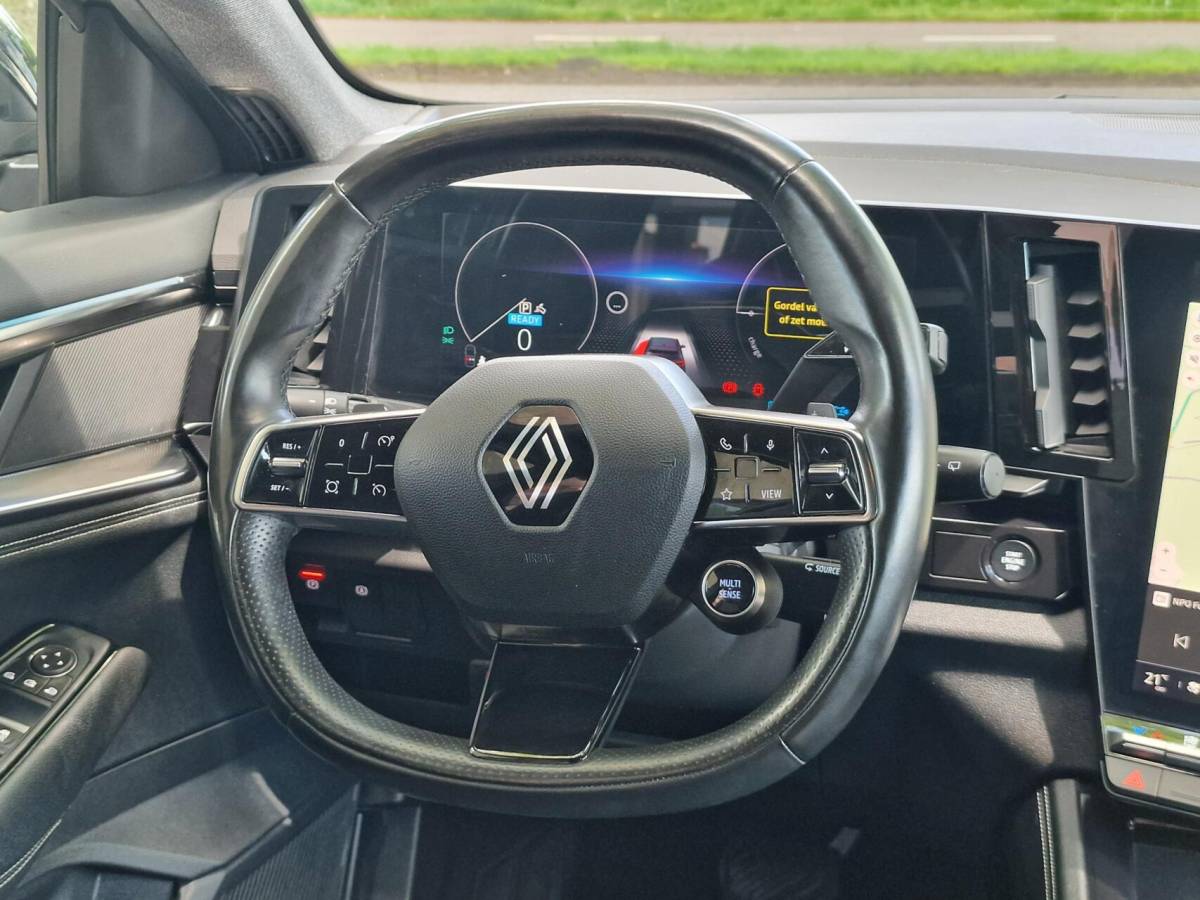 Renault Austral Renault Austral 1.2 E-Tech full hybrid 200 techno|trekhaak|Clima|Camera|Carplay|