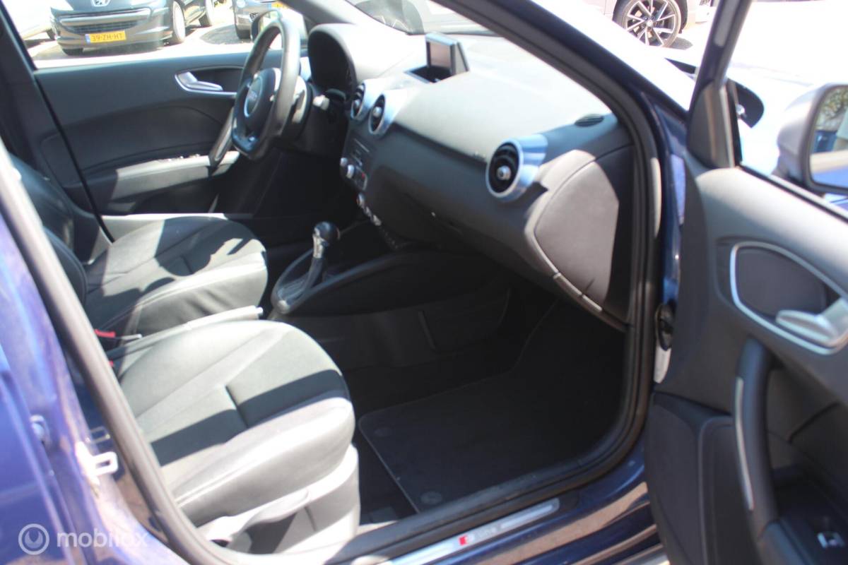 Audi A1 Sportback Audi A1 Sportback 1.4 TFSI 3XS-line Full Options Pano/18Inch/Led