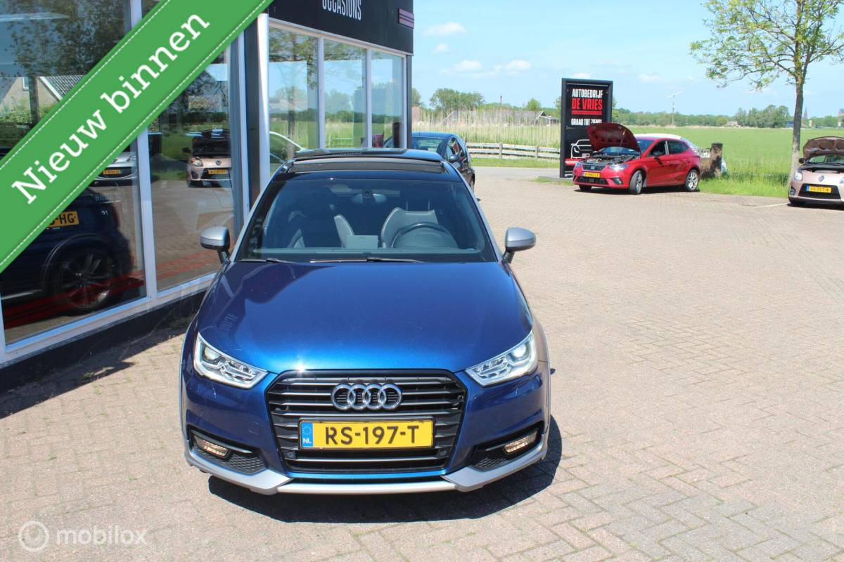 Audi A1 Sportback Audi A1 Sportback 1.4 TFSI 3XS-line Full Options Pano/18Inch/Led