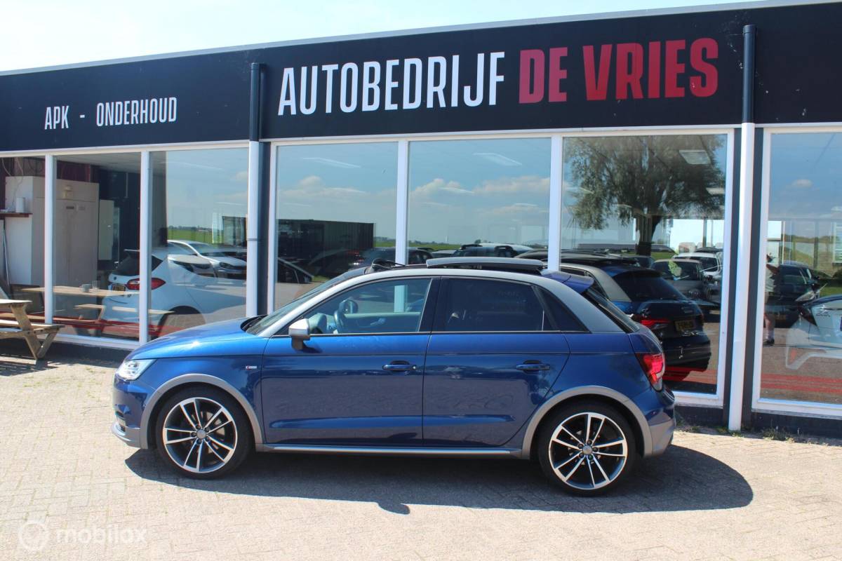 Audi A1 Sportback Audi A1 Sportback 1.4 TFSI 3XS-line Full Options Pano/18Inch/Led