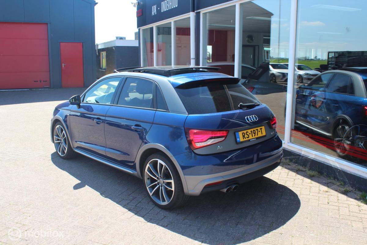 Audi A1 Sportback Audi A1 Sportback 1.4 TFSI 3XS-line Full Options Pano/18Inch/Led