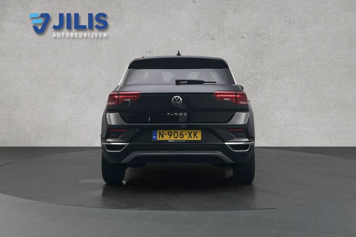 Volkswagen T-Roc Volkswagen T-Roc 1.0 TSI Style Business | Camera | Adaptive Cruise | Privacy Glass | Lichtmetalen velgen