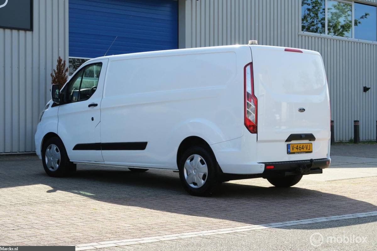 Ford Transit Custom Ford Transit Custom 340 2.0 TDCI L2H1 Limited Automaat EURO6