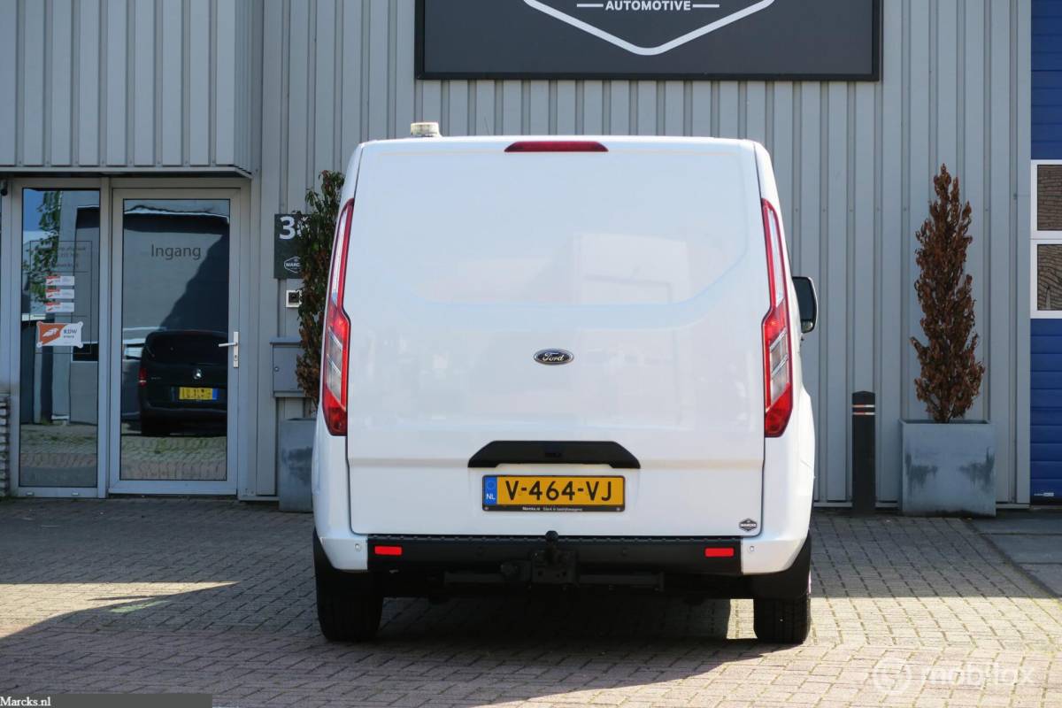 Ford Transit Custom Ford Transit Custom 340 2.0 TDCI L2H1 Limited Automaat EURO6