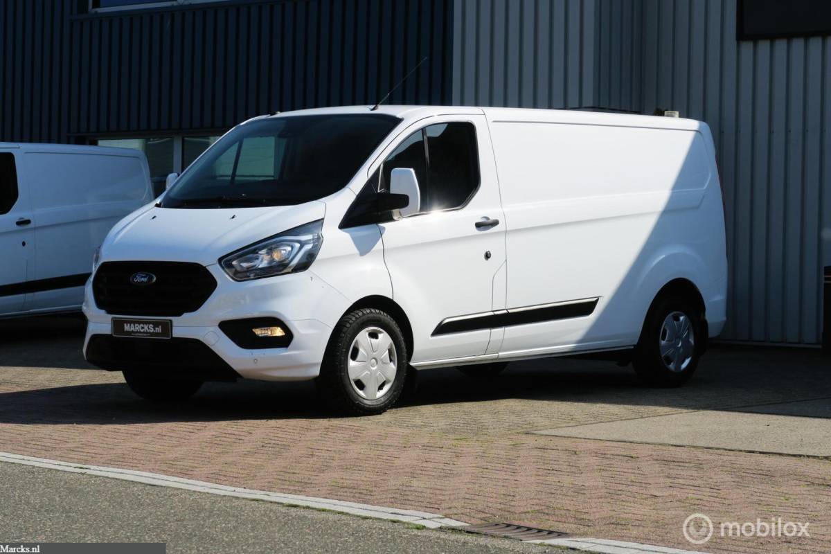 Ford Transit Custom Ford Transit Custom 340 2.0 TDCI L2H1 Limited Automaat EURO6