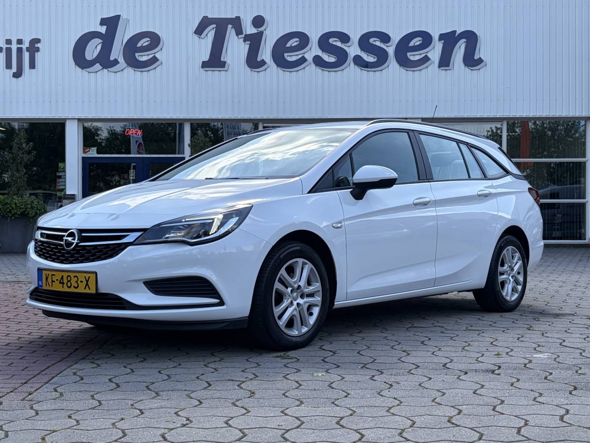 Opel Astra Opel Astra Sports Tourer 1.0 Edition Trekhaak, LM velgen, Bluetooth, Rijklaar met beurt & garantie!