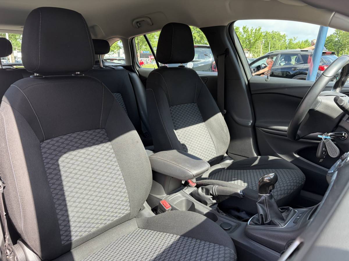 Opel Astra Opel Astra Sports Tourer 1.0 Edition Trekhaak, LM velgen, Bluetooth, Rijklaar met beurt & garantie!