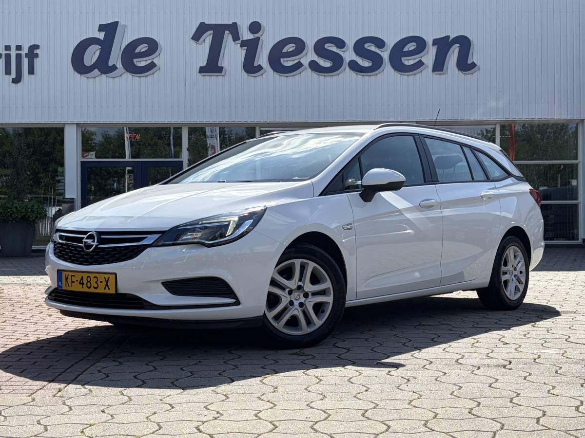 Opel Astra Opel Astra Sports Tourer 1.0 Edition Trekhaak, LM velgen, Bluetooth, Rijklaar met beurt & garantie!