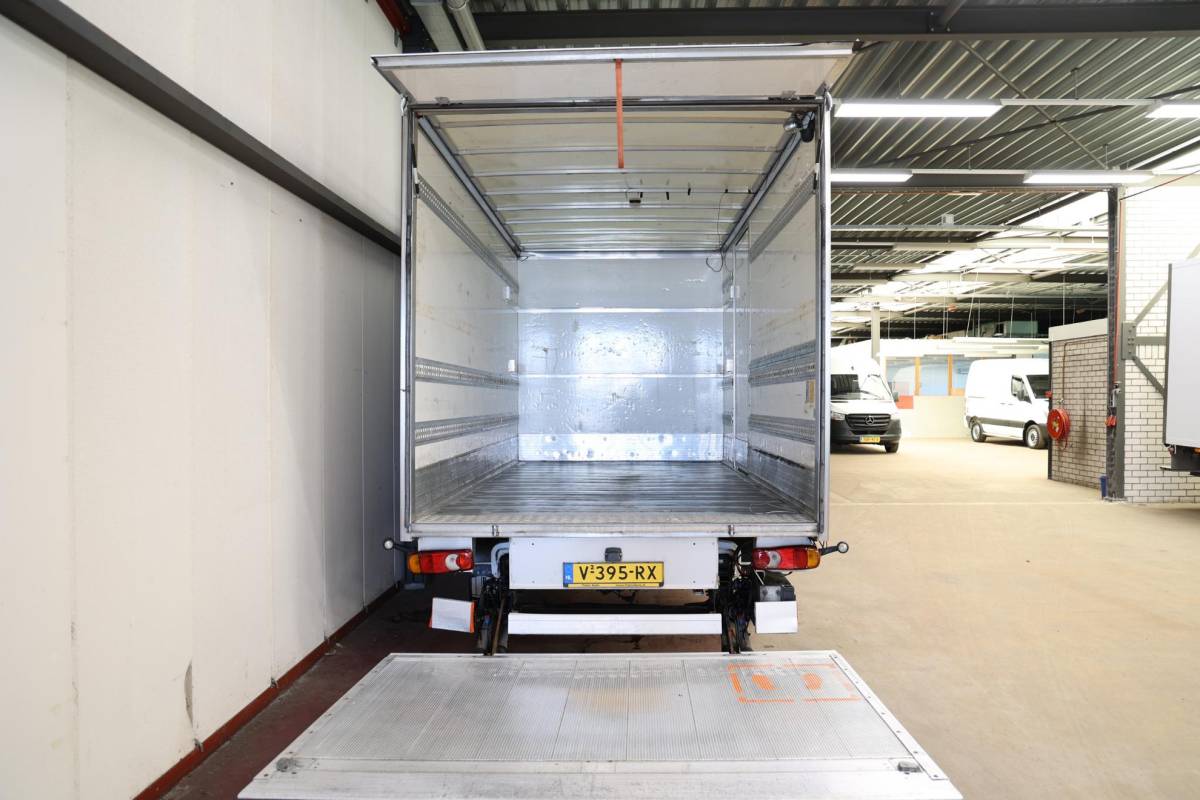 Mercedes-Benz Sprinter Mercedes-Benz Sprinter 314 2.2 CDI BAKWAGEN BOX LAADKLEP