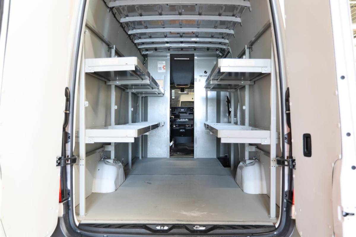 Mercedes-Benz Sprinter Mercedes-Benz Sprinter 311 2.2 CDI L3H2 AUTOMAAT POST NL SCHAPPEN