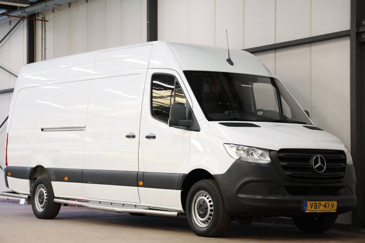 Mercedes-Benz Sprinter Mercedes-Benz Sprinter 311 2.2 CDI L3H2 AUTOMAAT POST NL SCHAPPEN