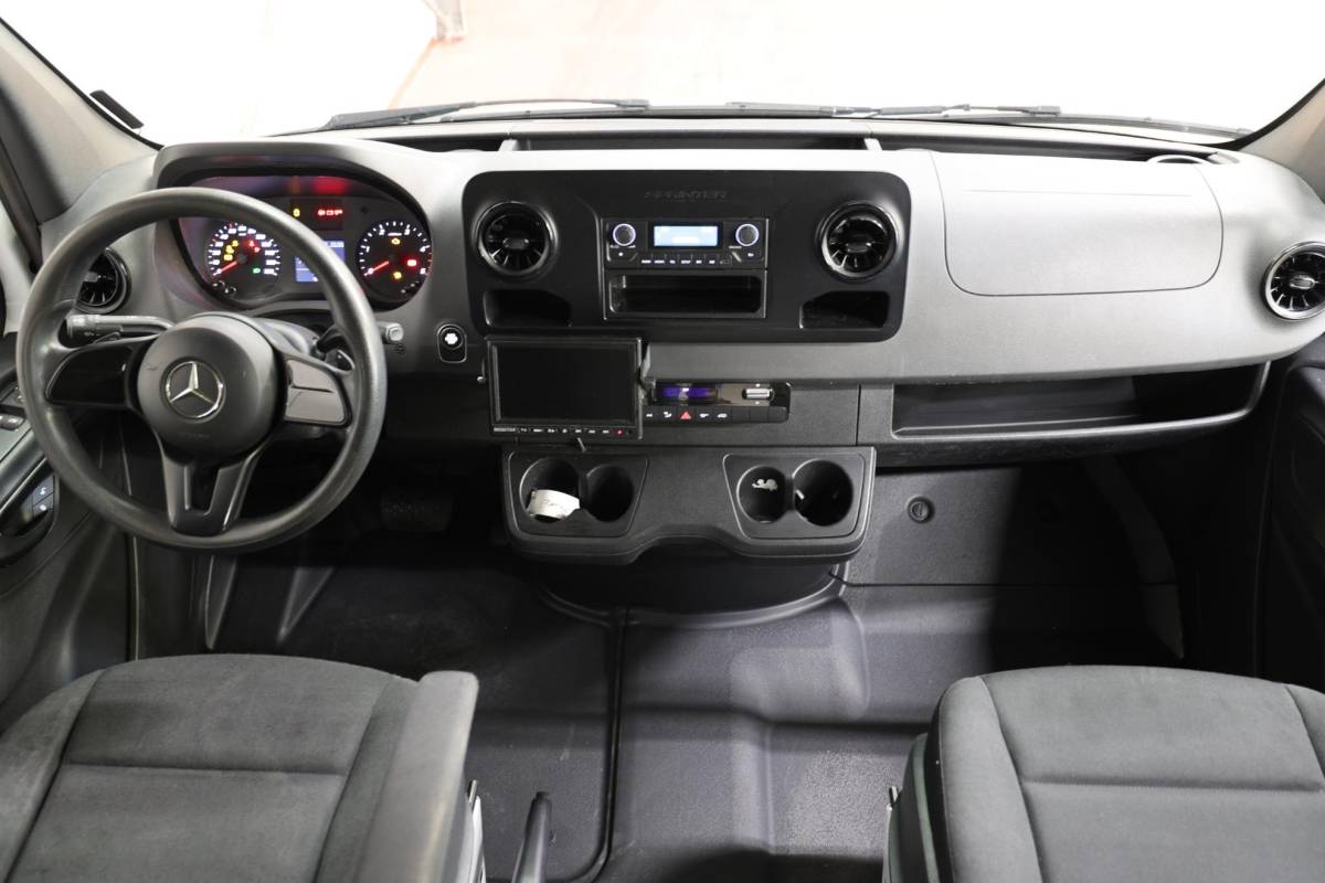 Mercedes-Benz Sprinter Mercedes-Benz Sprinter 311 2.2 CDI L3H2 AUTOMAAT POST NL SCHAPPEN