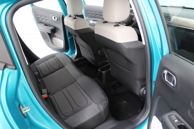 Citroën C3 Citroën C3 1.2 PureTech Shine Business 83PK, RIJKLAAR | CARPLAY | CRUISE CONTROLE | STOELVERWARMING