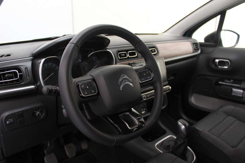 Citroën C3 Citroën C3 1.2 PureTech Shine Business 83PK, RIJKLAAR | CARPLAY | CRUISE CONTROLE | STOELVERWARMING