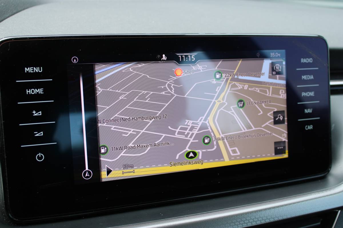 Škoda Kamiq ŠKODA Kamiq 1.0 TSI Business Virtual-Cockpit Camera Led Trekhaak-Zwenkbaar