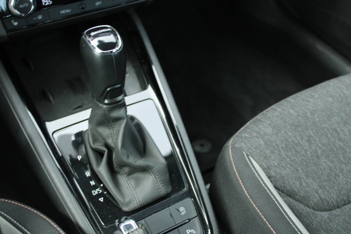 Škoda Kamiq ŠKODA Kamiq 1.0 TSI Business Virtual-Cockpit Camera Led Trekhaak-Zwenkbaar