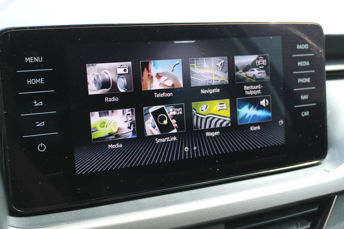 Škoda Kamiq ŠKODA Kamiq 1.0 TSI Business Virtual-Cockpit Camera Led Trekhaak-Zwenkbaar