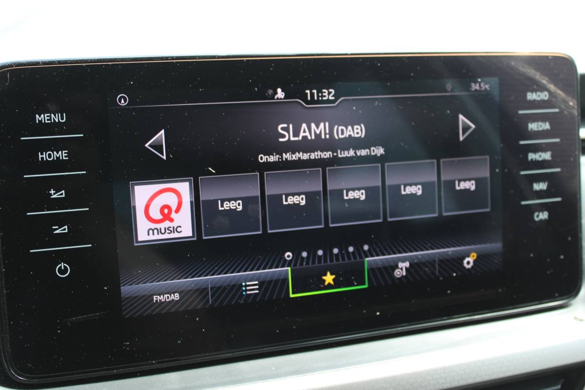 Škoda Kamiq ŠKODA Kamiq 1.0 TSI Business Virtual-Cockpit Camera Led Trekhaak-Zwenkbaar