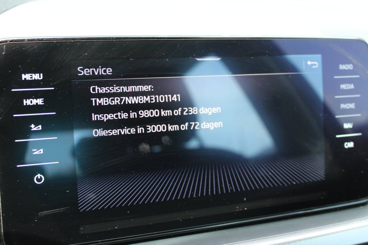 Škoda Kamiq ŠKODA Kamiq 1.0 TSI Business Virtual-Cockpit Camera Led Trekhaak-Zwenkbaar