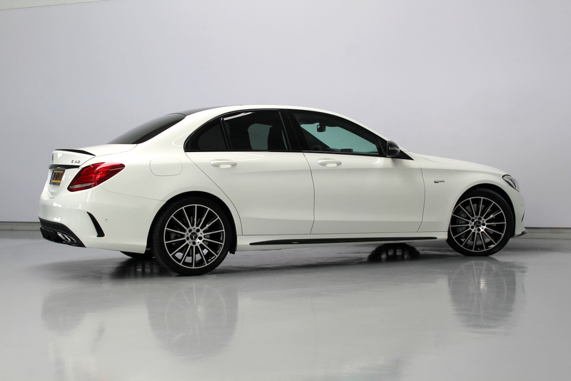 Mercedes-Benz C-Klasse Mercedes-Benz C-klasse AMG 43 4MATIC 468PK | RIJKLAAR | SCHAALSTOELEN | ALCANTARA STUUR | PANORAMADAK | CARPLAY