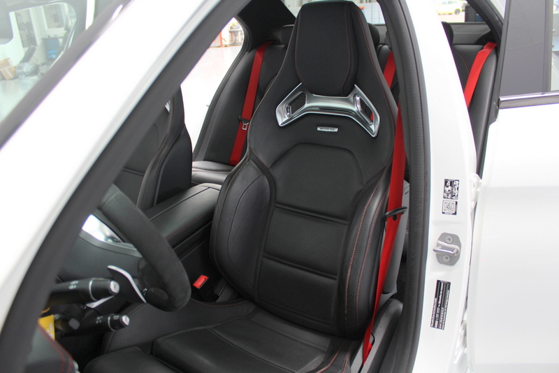 Mercedes-Benz C-Klasse Mercedes-Benz C-klasse AMG 43 4MATIC 468PK | RIJKLAAR | SCHAALSTOELEN | ALCANTARA STUUR | PANORAMADAK | CARPLAY